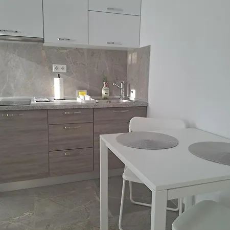 דירה Asprolux Студио 1